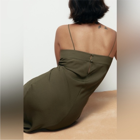 Zara 100% silk midi dress - Picture 3 of 3